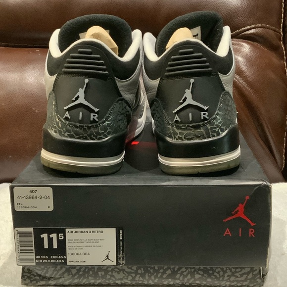 Air Jordan 3 Retro "wolf Grey" - Picture 3 of 3